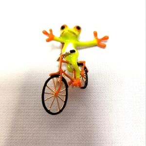 Tree Frog Riding a Bike Brooch/Pin
